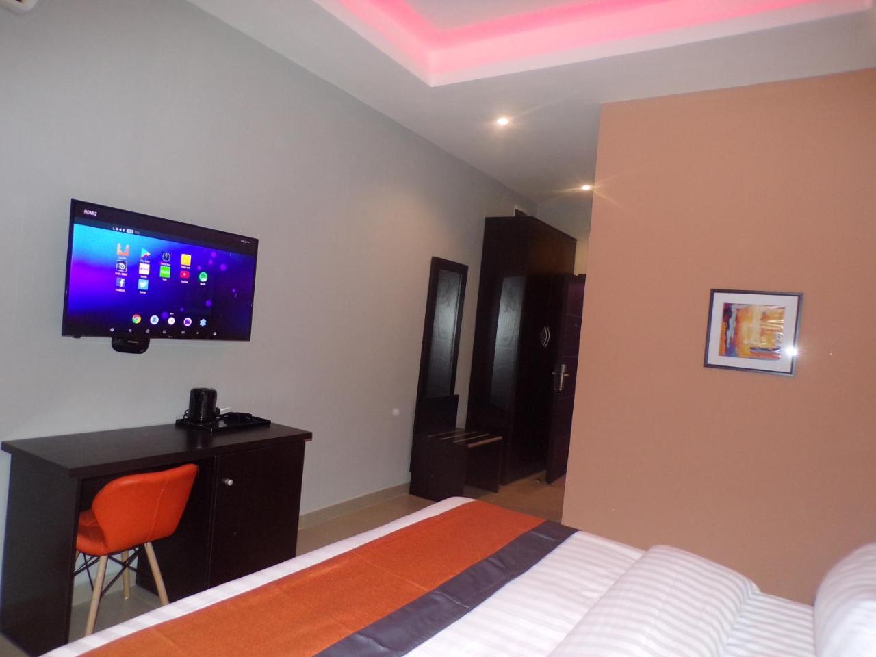 The Mayhill Lekki Exterior photo