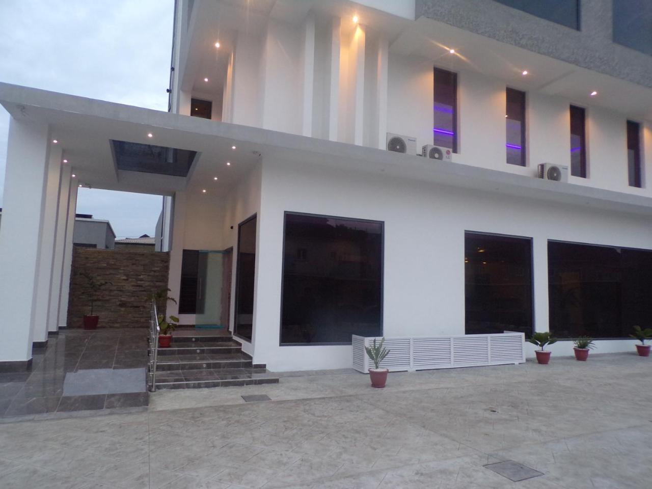 The Mayhill Lekki Exterior photo